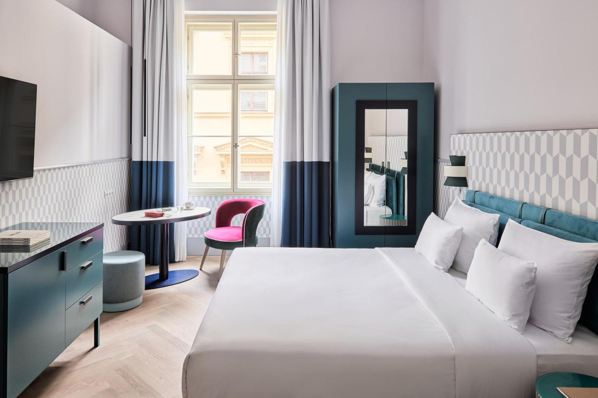 Falkensteiner Boutique Hotel Prága Kültér fotó Deluxe room