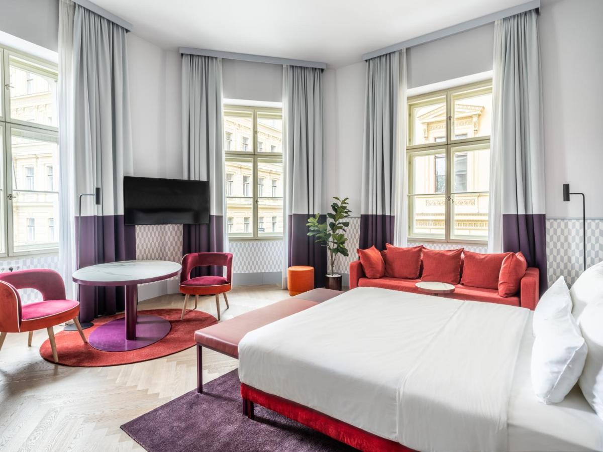 Falkensteiner Boutique Hotel Prága Kültér fotó Suite