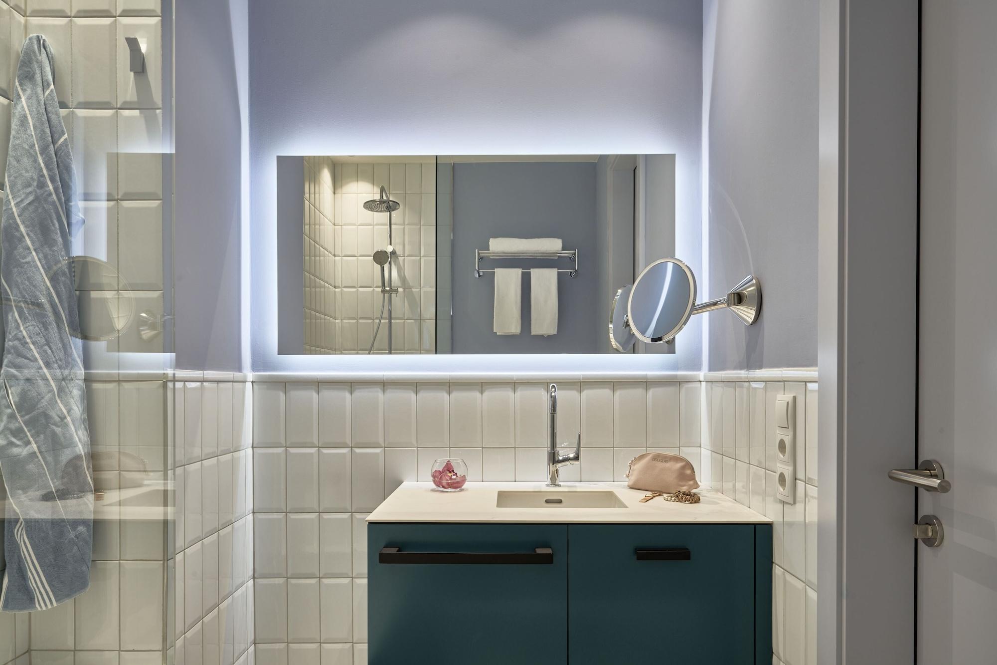 Falkensteiner Boutique Hotel Prága Kültér fotó Bathroom